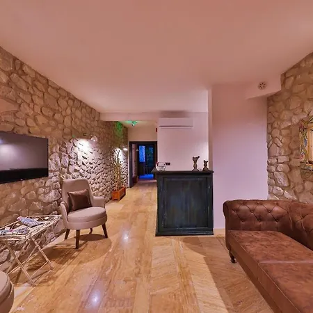 Pitoresk Alacati Hotel *