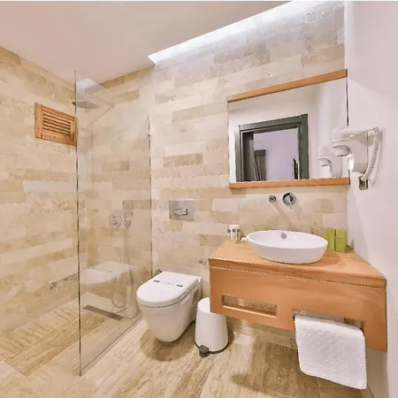Pitoresk Alacati Hotel *