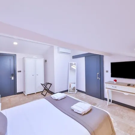 Pitoresk Alacati Hotel *