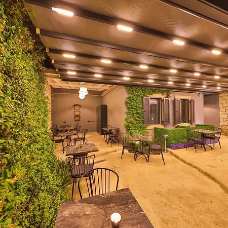 Pitoresk Alacati Hotel