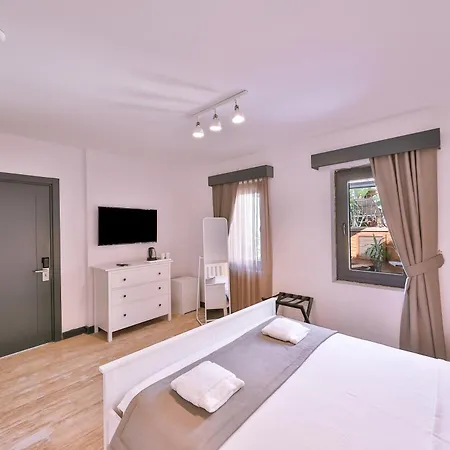 Pitoresk Alacati Hotel *