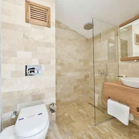 Pitoresk Alacati Hotel