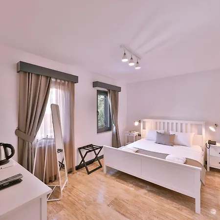 Pitoresk Alacati Hotel *